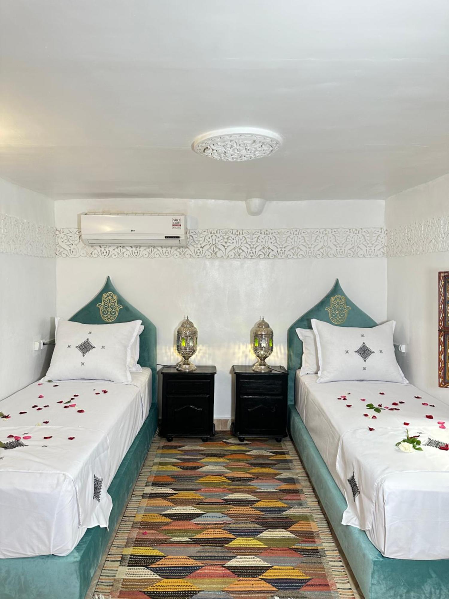 Bed and Breakfast Dar Khmissa Fès Exteriér fotografie